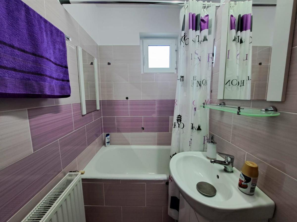 Aviliz Apartament Buşteni Eksteriør bilde